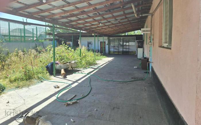 Продам:  Дом, мкр Улжан-1, Жалайири 17 — Пруд - купить дом на Nedvizhimostpro.kz