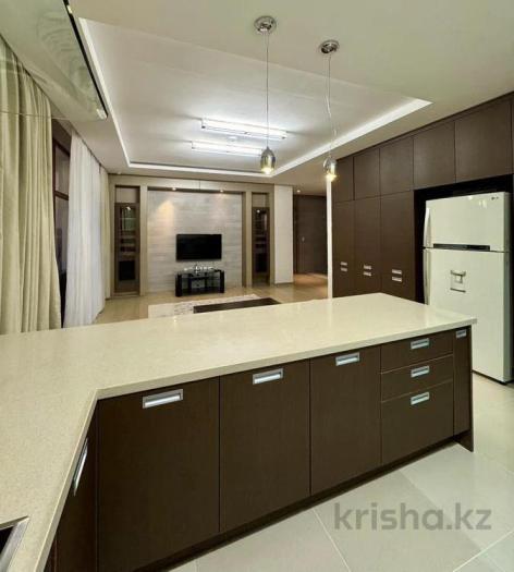 Продается: 3 комнатная квартира, Байтурсынова 3 — САМАЯ НИЗКАЯ ЦЕНА - купить квартиру на Nedvizhimostpro.kz