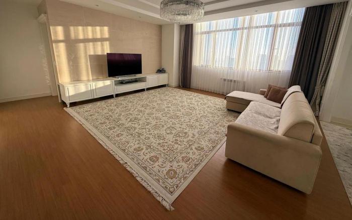 Продается: 4 комнатная квартира, Байтурсынова 9 — Инвиктус - купить квартиру на Nedvizhimostpro.kz