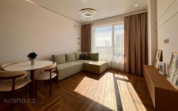 Продается квартиру в районе (Есильcкий): 3 комнатная квартира, Мангилик Ел 63/1 - купить квартиру на Nedvizhimostpro.kz