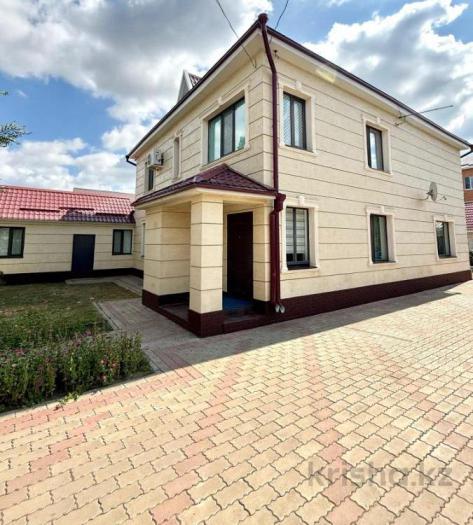 Продается:  Дом, Мкр Байтерек 8 — Уркер - купить дом на Nedvizhimostpro.kz