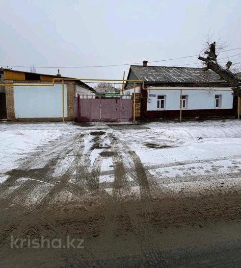 Продажа:  Дом, Бухарбай батыр 44 — Новый базар, Абулхайыр хан Бухарбай батыр - купить дом на Nedvizhimostpro.kz