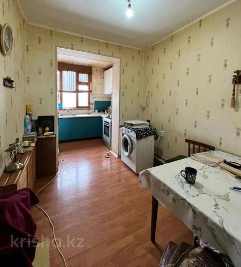 Продам: 3 комнатная квартира, 12-й мкр 69 - купить квартиру на Nedvizhimostpro.kz