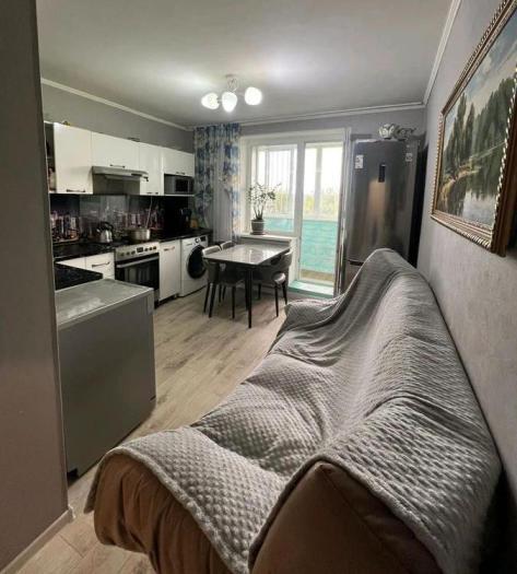 Продам: 2 комнатная квартира, 18 микрорайон — Рядом Балсу люкс - купить квартиру на Nedvizhimostpro.kz