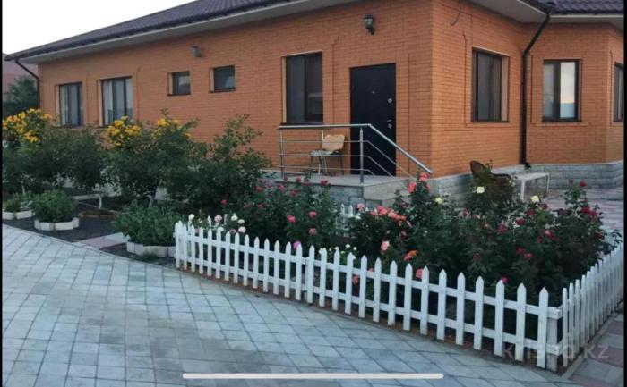 Продажа:  Дом, мкр Лесхоз-2, 18-улица 4 — Возле канала Ерик Мостовой - купить дом на Nedvizhimostpro.kz