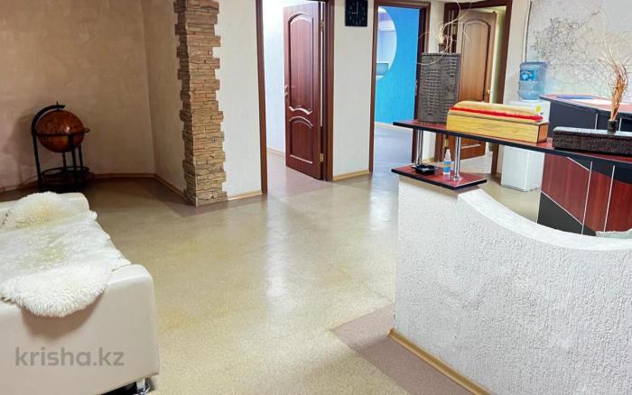 Продажа офис в районе (Сарыаркинcкий):  Офис, Женис 51/2 - купить офис на Nedvizhimostpro.kz