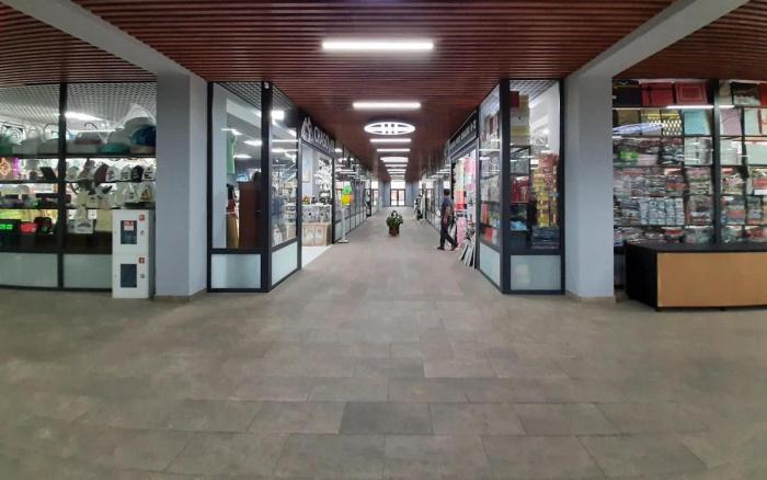 Продаю:  Торговое помещение, мкр Новый Город, Молокова 123/5 — Рынок Самал - купить торговое помещение на Nedvizhimostpro.kz