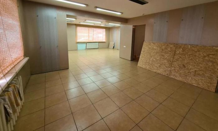 Продам:  Торговое помещение, мкр Юго-Восток, Университетская 17 - купить торговое помещение на Nedvizhimostpro.kz