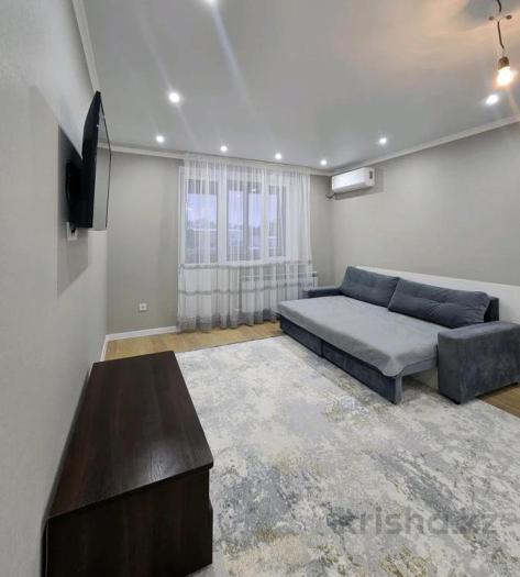 Сдается в аренду посуточно: 1 комнатная квартира, Желтоксан 1/6 к 7 - снять квартиру на Nedvizhimostpro.kz