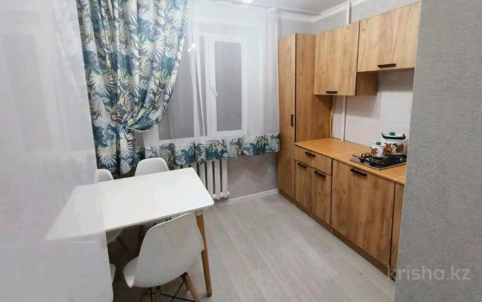 Сдается в аренду посуточно: 1 комнатная квартира, мкр Строитель, Сырым Датова 32/2 — Строитель - снять квартиру на Nedvizhimostpro.kz