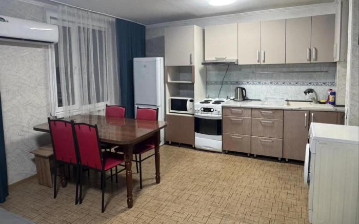 Сдается в аренду посуточно: 3 комнатная квартира, улица Красина 14А - снять квартиру на Nedvizhimostpro.kz