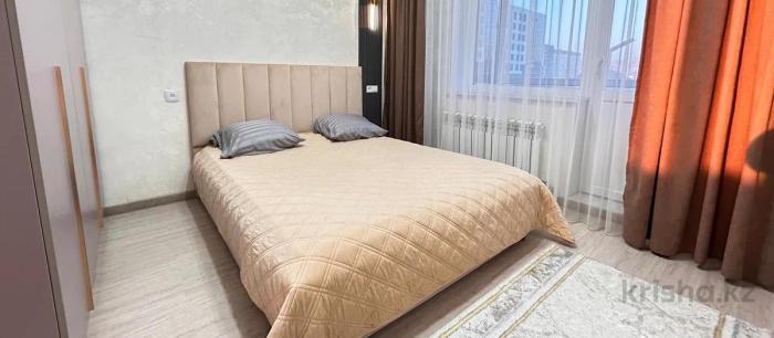 Сдается в аренду посуточно: 2 комнатная квартира, Есенберлина 76 — За спорт комплексом, ЖЕКПЕ ЖЕК и Рыпаков, ФРЕШ МАРКЕТ - снять квартиру на Nedvizhimostpro.kz