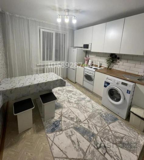 Сдается в аренду посуточно: 1 комнатная квартира, Пермитина 15/1 - снять квартиру на Nedvizhimostpro.kz