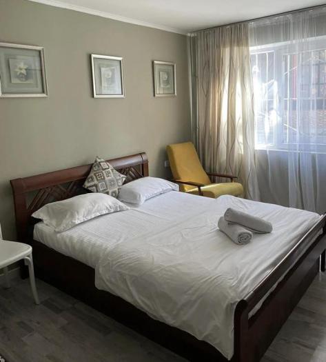 Сдается в аренду посуточно: 1 комнатная квартира, 8 микрорайон 18 — Шымкент Плаза - снять квартиру на Nedvizhimostpro.kz