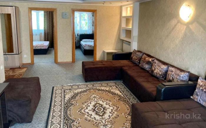 Сдается в аренду посуточно: 3 комнатная квартира, Тауке хана 4 — Момышулы - снять квартиру на Nedvizhimostpro.kz