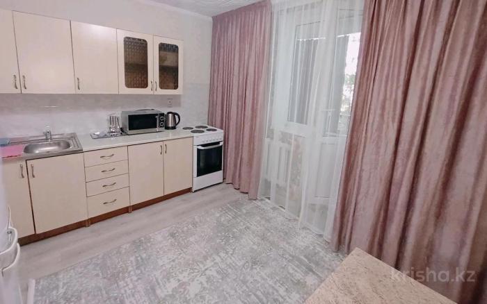 Сдается в аренду посуточно: 1 комнатная квартира, Ивушка 5 — Кунаева - снять квартиру на Nedvizhimostpro.kz