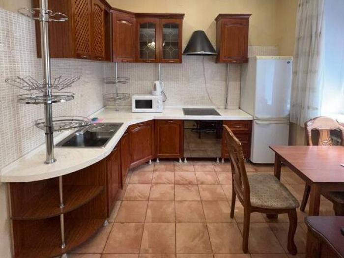 Сдается в аренду посуточно: 2 комнатная квартира посуточно, пр. Н.Назарбаева 44 (бульвар Мира 44) - снять квартиру на Nedvizhimostpro.kz