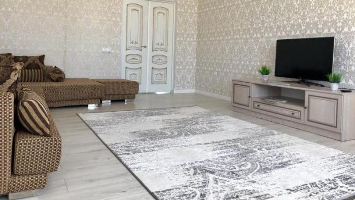 Сдается в аренду посуточно: 2 комнатная квартира посуточно, Мкр-н Батыс-2, 9/3 - снять квартиру на Nedvizhimostpro.kz