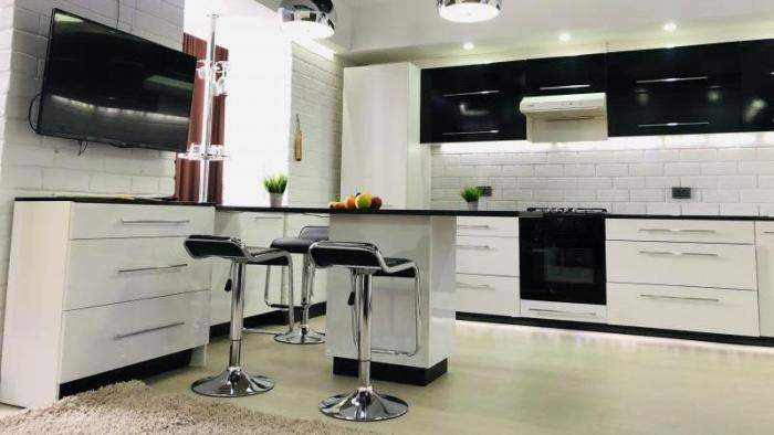 Сдается в аренду посуточно: 2 комнатная квартира посуточно, Тауелсиздик 4 - снять квартиру на Nedvizhimostpro.kz