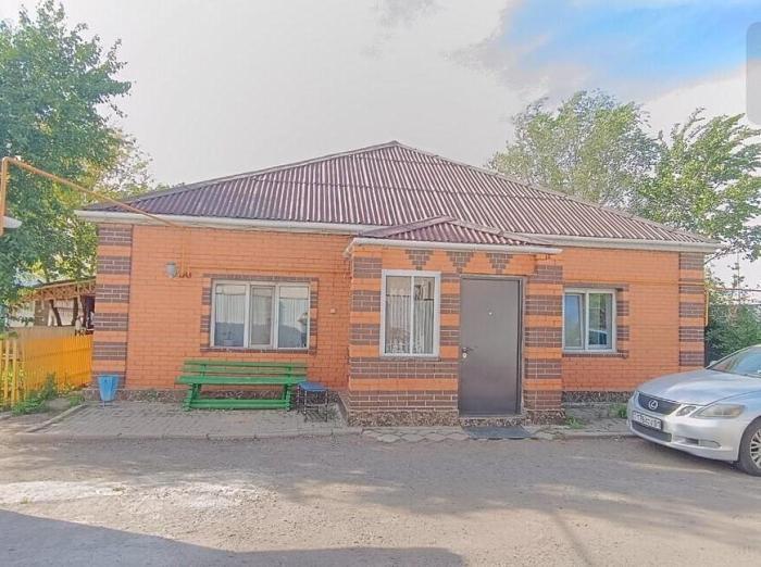 Продам дом в районе (Сарыаркинcкий):  Дом, мкр Уркер, Нурпейс Байганина  11 - купить дом на Nedvizhimostpro.kz