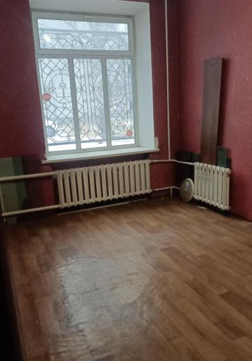 Продаю: 4 комнатная квартира, Усть-Каменогорск, Назарбаева  12/1 - купить квартиру на Nedvizhimostpro.kz