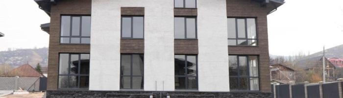 Продам дом в районе (Медеуский):  Дом, мкр Коктобе, Манғыстау 16 - купить дом на Nedvizhimostpro.kz