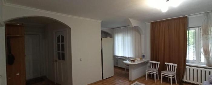 Продам: 3 комнатная квартира, мкр 8, Братьев Жубановых  296/1 - купить квартиру на Nedvizhimostpro.kz