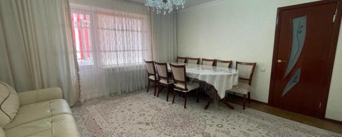 Продам квартиру в районе (Юго-Восток): 4 комнатная квартира, Казыбек би р-н, Степной-3 3/7 - купить квартиру на Nedvizhimostpro.kz