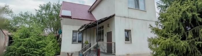 Продам дом в районе ( Самал-2 шағын ауданында):  Дом, Жарокова  - Альфараби угол Жарокова  - купить дом на Nedvizhimostpro.kz
