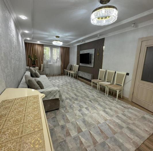 Продам: 3 комнатная квартира, мкр Аксай-4, Аксай 4 55/1 - купить квартиру на Nedvizhimostpro.kz