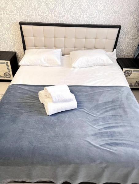 Сдается в аренду квартиру посуточно в районе (Есильcкий): 1 комнатная квартира посуточно на Туркестан 10 - снять квартиру на Nedvizhimostpro.kz