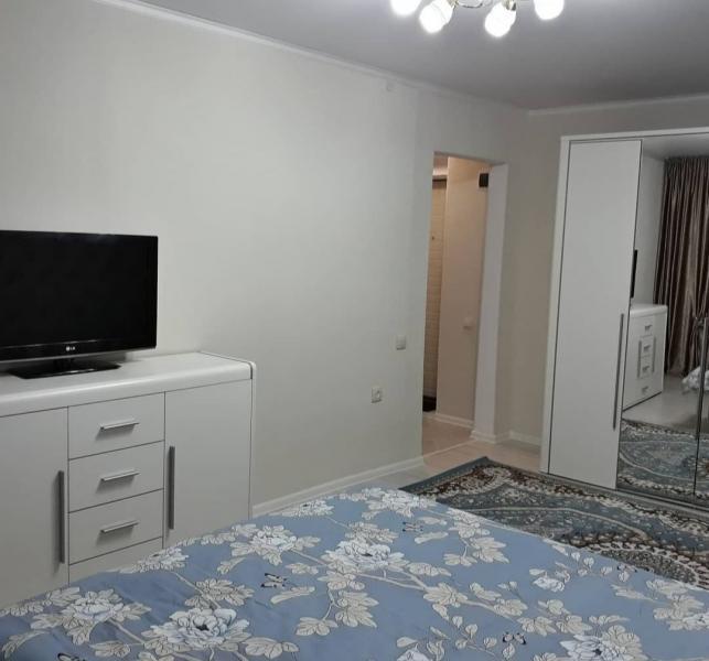 Сдается в аренду посуточно: 1 комнатная квартира посуточно на Айтеке би 42  - снять квартиру на Nedvizhimostpro.kz