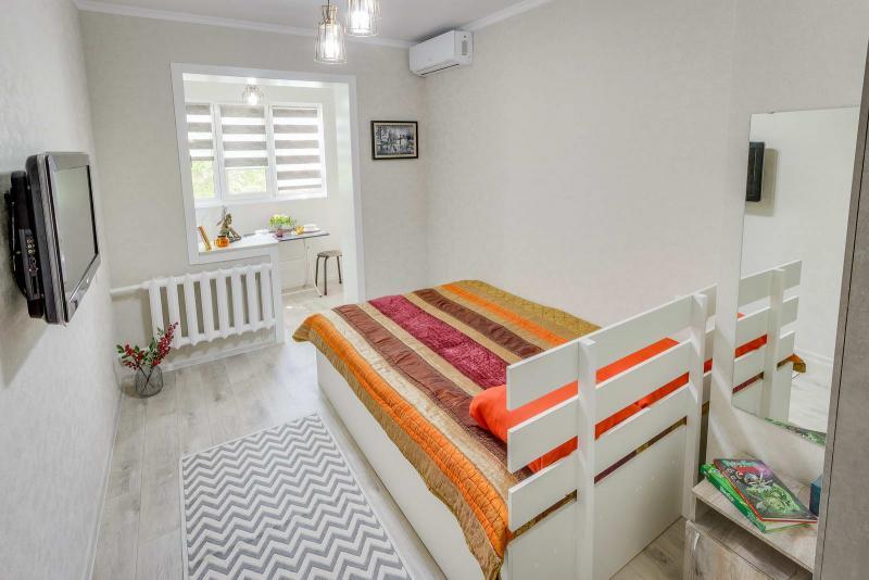 Сдается в аренду квартиру посуточно в районе (Ауэзовский): 1 комнатная квартира посуточно в мкр. Жетысу-2, 66 - снять квартиру на Nedvizhimostpro.kz